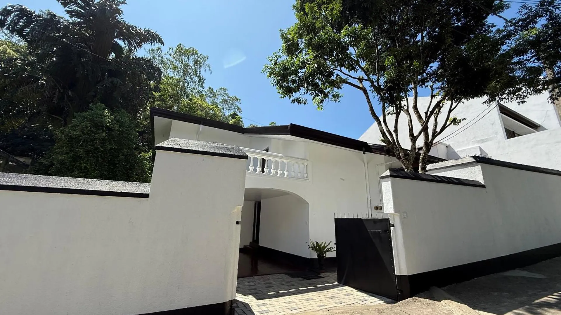 Lodge Bungalows By Cpc Kandy