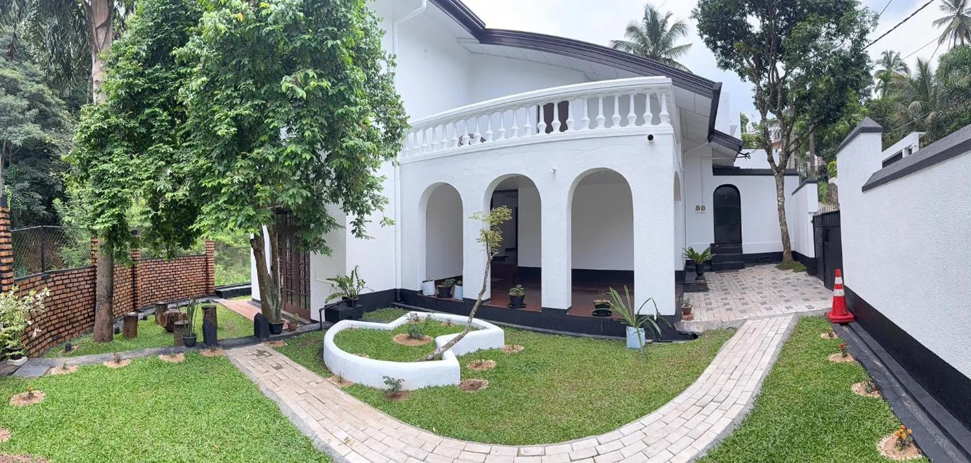 Bungalows By Cpc Kandy Lodge